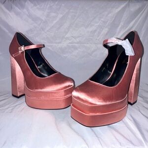 Light Pink Suede Platform Chunky High Heel Size 8.5 Dusty Rose Gold Stiletto